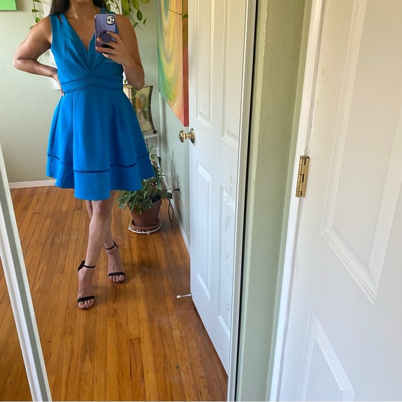 Blue, sleeveless, v neck, skater dress with zip up back. - Picture 5 of 7